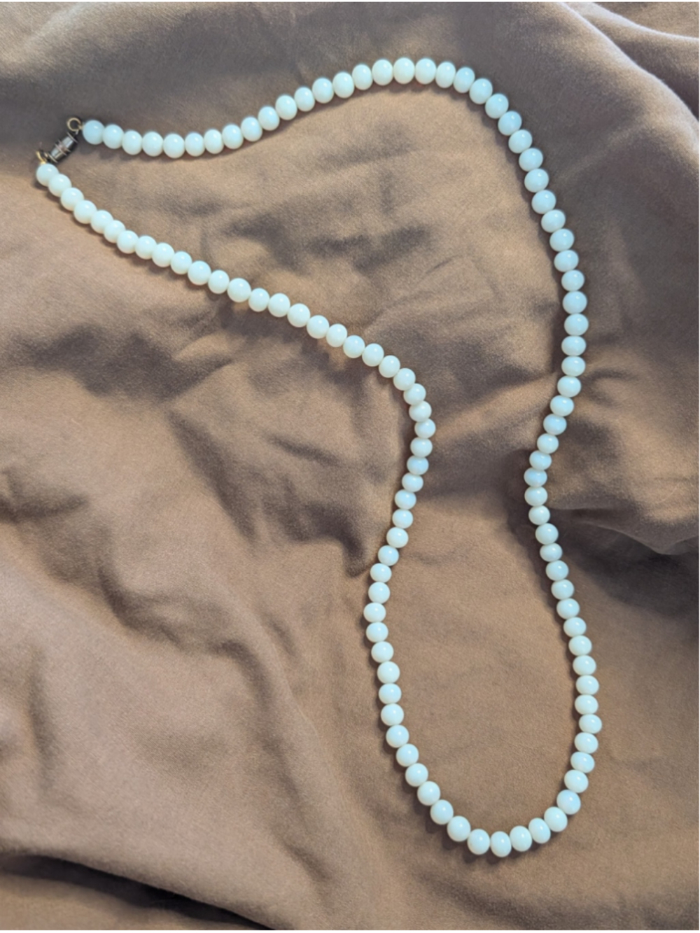 Vintage Opalescent Glass Bead Necklace 31.75” Moonstone-Effect Screw Clasp